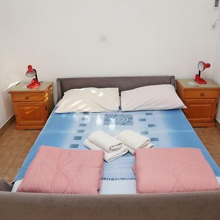 Apartments Katica Lumbarda Kültér fotó