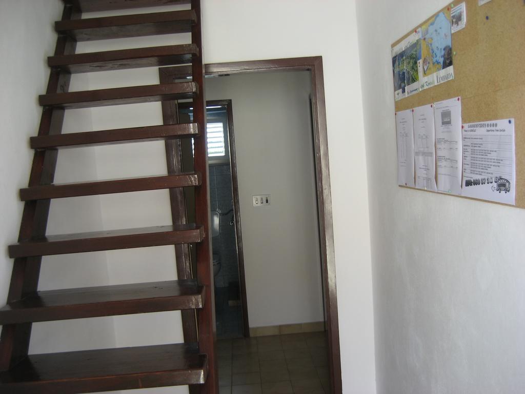 Apartments Katica Lumbarda Szoba fotó