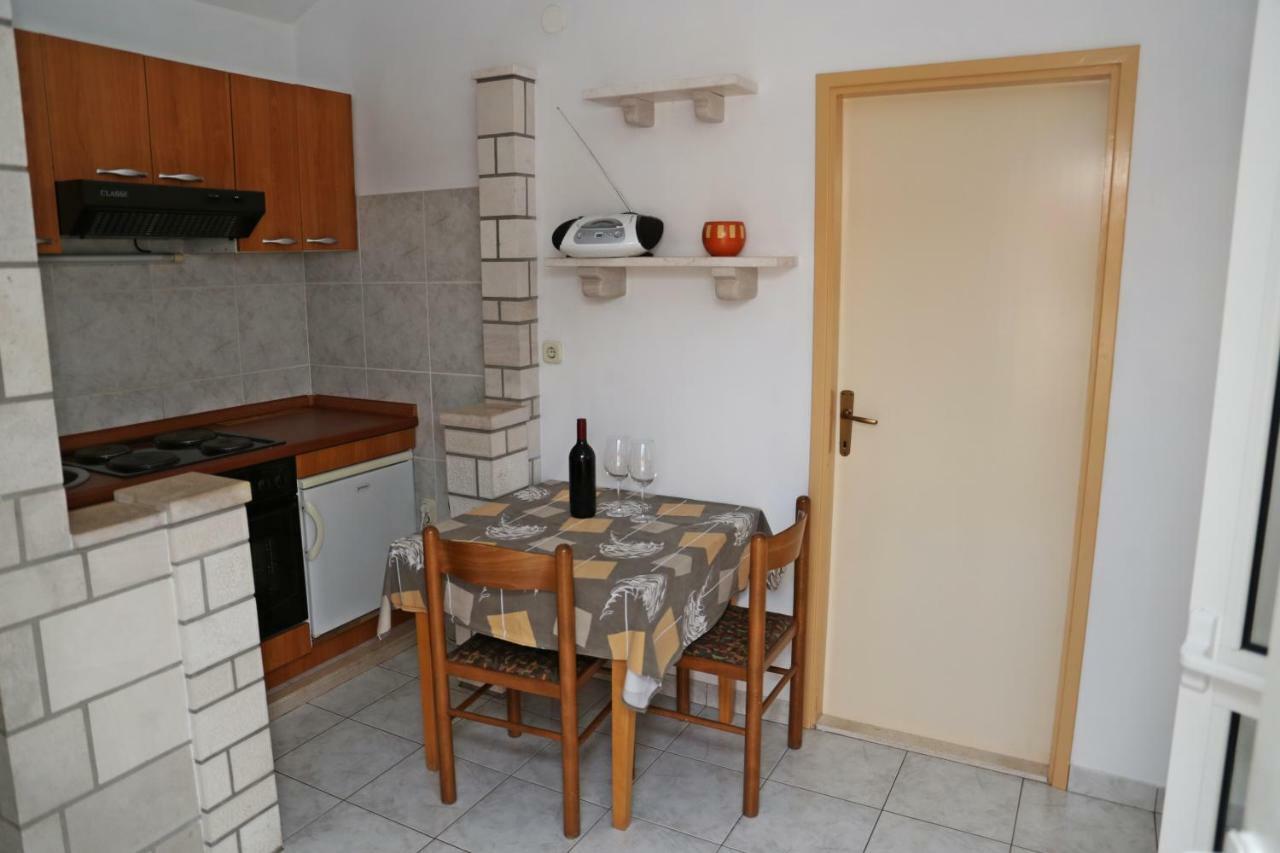 Apartments Katica Lumbarda Kültér fotó