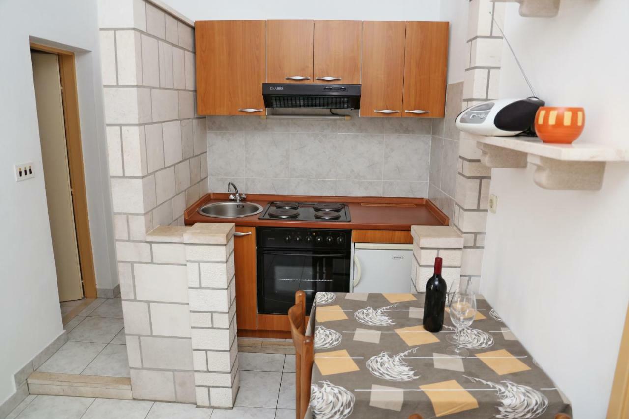 Apartments Katica Lumbarda Kültér fotó